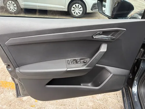 Seat Ibiza 1.6 Style 5p Mt