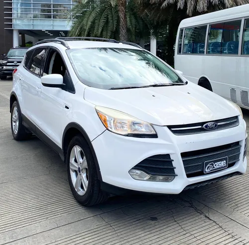 Ford Escape 2013 Con Asientos En Leader Interior Negro