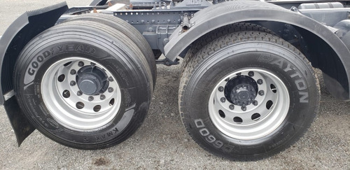 Volvo 460 2013/13 6x2 1058146km (480, 420) (4j36)