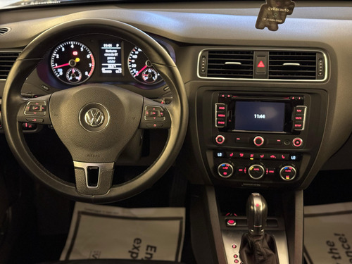 Volkswagen Jetta 2.0 Tsi Highline 4p 211 hp