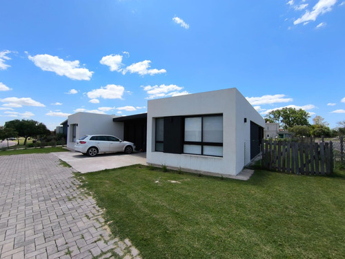 Venta Casa En San Sebastian Area 2 Golf - 5 Ambientes