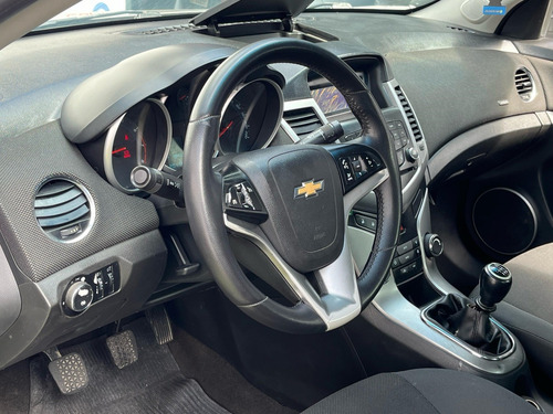Chevrolet Cruze 1.8 LT 16V FLEX 4P MANUAL