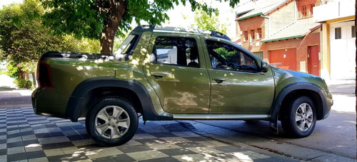 Imagen 7 de 15 de Oroch Outsider Plus 2.0l ´17 - 111.000km - Excelente Estado!