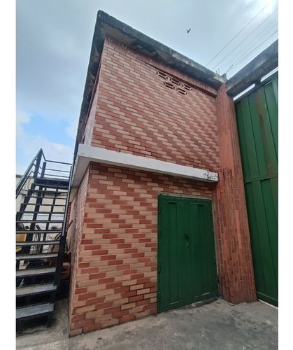 Imagen 7 de 28 de En Venta Edificio Comercial Morón.