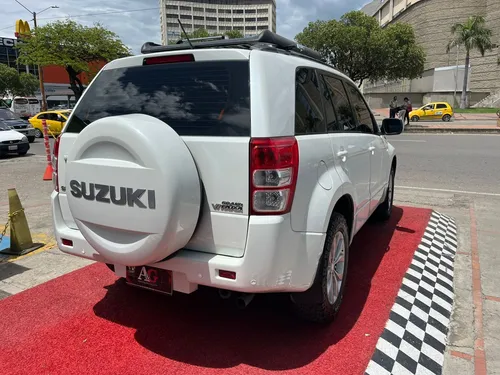 Suzuki Grand Vitara SZ 2.4 MT 4X2