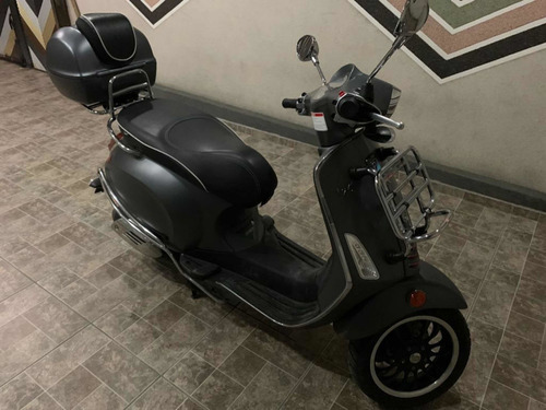 Imagen 1 de 3 de Vespa Piaggio 2016