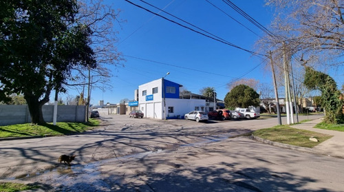 Imagen 22 de 25 de Locales Con Vivienda - Venta