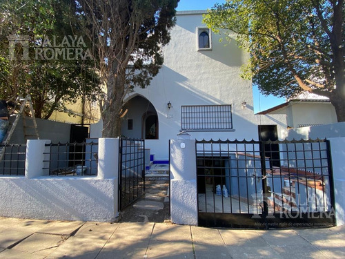 Imagen 1 de 30 de Casa En Venta Olivos 4 Dormitorios