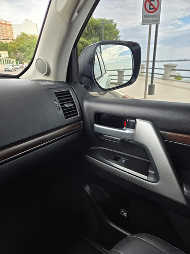 Toyota Land Cruiser 4.5 Td 200 Vx 265cv At W/floormat