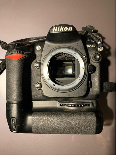 Nikon D200 Impecable Pocos Disparos