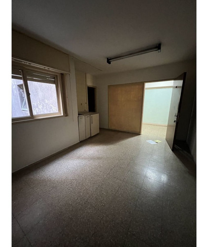 Imagen 6 de 9 de Vendo Oficina Comercial En Barrio Centro