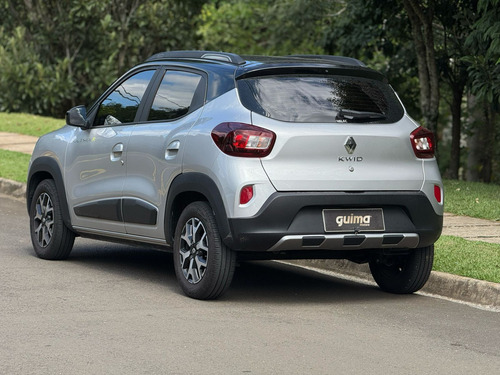 Renault Kwid 1.0 12V SCE FLEX OUTSIDER MANUAL