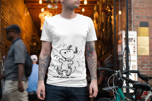 Remera Estampada De Snoopy Simple