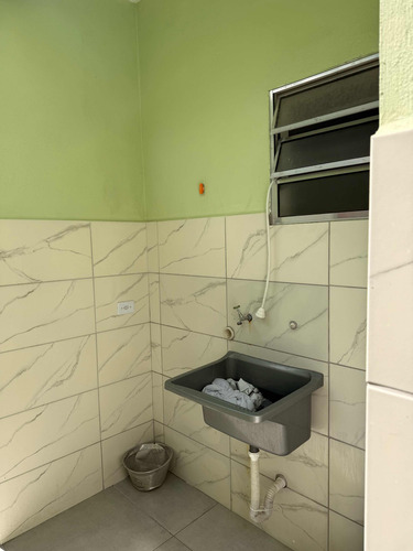 Casa Com 2 Quartos,1 Banheiro