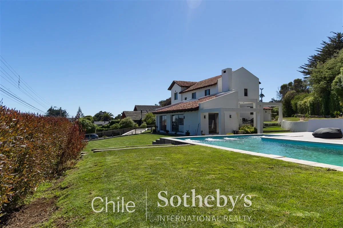 Imagen 4 de 30 de Casa Con Vista Al Mar Y Amplios Espacios De Doble Atura