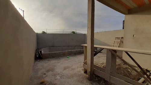 Imagem 2 de 7 de Casa À Venda A 500 M Do Mar Em Itanhaém.1341