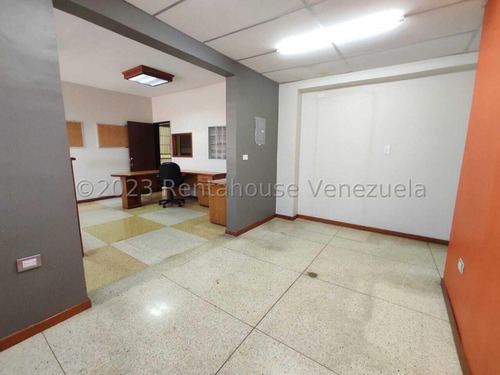 Imagen 24 de 30 de Oficina En En Venta En El Centro De Barquisimeto, Lara _ Monica Carrasquel 0424/556.57.59#