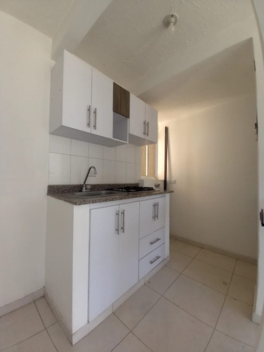 Imagen 5 de 14 de Se Vende Apto Torres De Milano