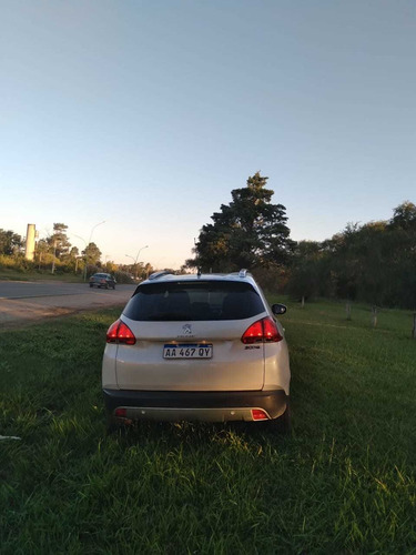 Peugeot 2008 1.6 Feline 2016