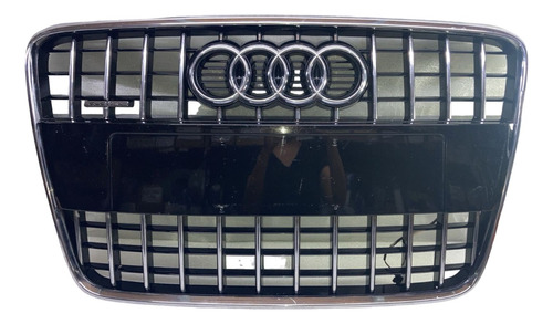 Parrilla Central Vw Audi Q7 2007/2015 C/detalle Orig Usado