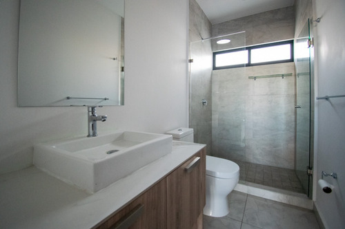 Listo Para Entregar, En Planta Baja En Biosfera Living Tower (boreales)