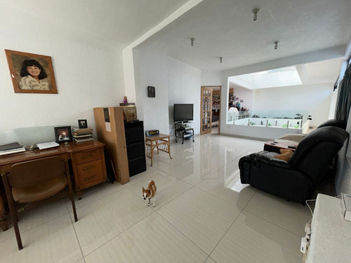 Casa En Venta En Lomas De Valle Escondido
