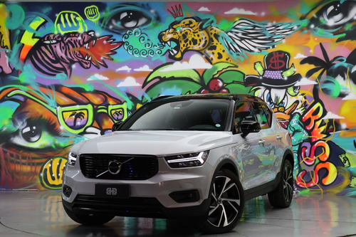 Volvo XC40 1.5 T5 R-design (phev) 5p Hibrido