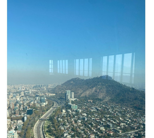 Excelente Oficina Ubicada En La Torre Costanera Center