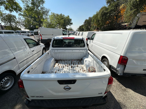 Nissan Np300 Doble Cabina