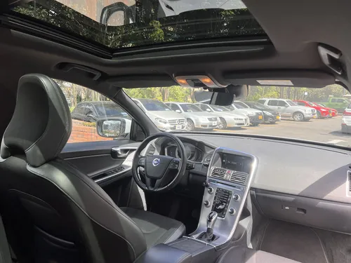 Volvo XC60 2.0 T5 Awd Momentum