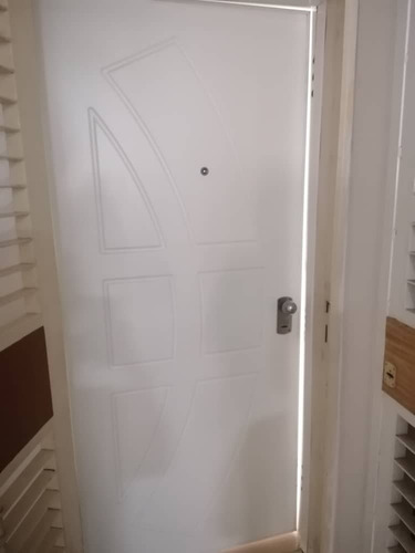 Imagen 22 de 24 de Alquiler De Lindo Apartamento En El Doral Country, El Rincón, Mañongo 163797 Andres Peña