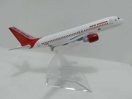 Avión A-320 Air India,  Escala 1/400,  15cms Largo, Metálico