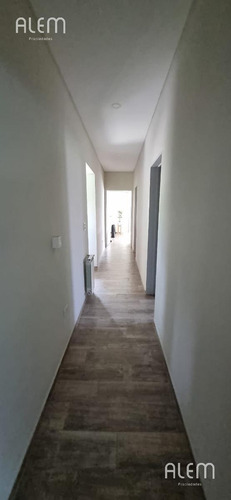 Campo Daromy | Casa En Venta 3 Dormitorios En Pb