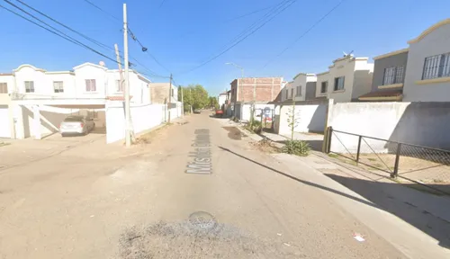¡ Casa En Venta ! (remate) - Misión Dolores Oeste Rosales, Culiacán, Sinaloa -jcbb8