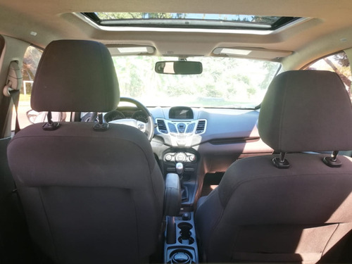 Ford Fiesta Kinetic Design Titanium 2013 Gris Manual