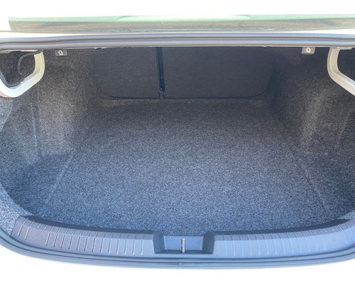 Imagen 14 de 14 de Jetta R-line 2019