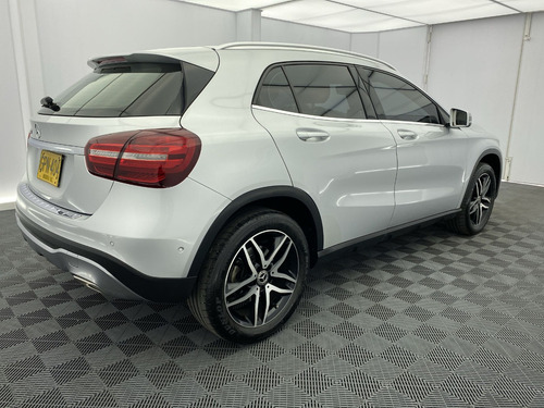 Mercedes-Benz Clase GLA 1.6 Urban