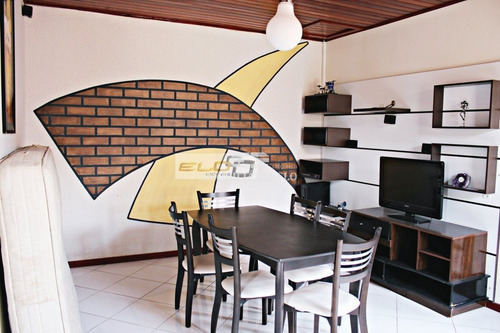 Imagem 25 de 30 de Casa Ampla Com Pátio E Edícula Em Forquilhinhas. - 3476