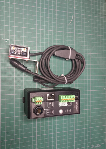 Lector De Codigos Sr-700ha Keyence Y N-l20 (unidad Comunica) (Usado)