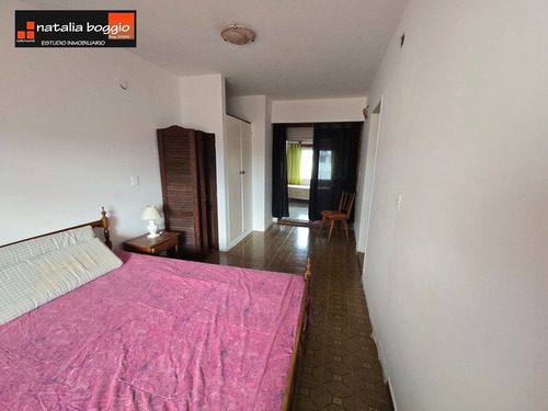 Mar Del Sur Chalet Dividido Con Gran Parque A 100 Mts Del Mar Usd 75.000 V 6366