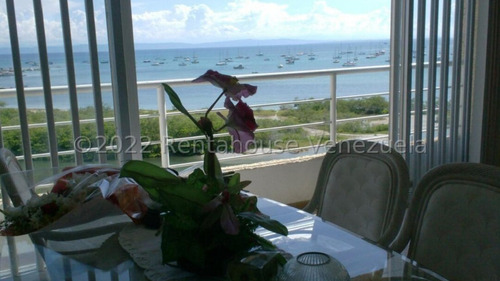 Apartamento Con Vista Hermosa Al Mar Av Raúl Leoni. 