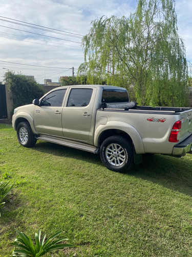 Toyota Hilux Pick-Up 3.0 Cd Srv Cuero 4x4 5at - A4