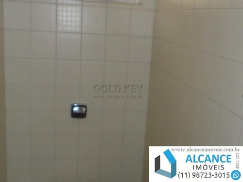Imagem 4 de 5 de Sala Comercial Com 32 M² Na Calçada Flor De Lis, No Centro Comercial De Alphaville Em Barueri. - Sa00056 - 34838339