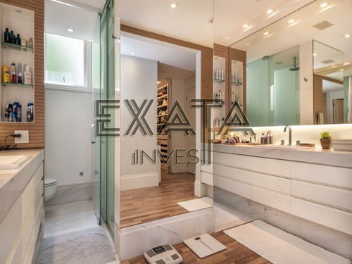Imagem 15 de 28 de Apartamento Reformado, Moderno E Sofisticado No Jardim Paulista. Amplo Living Para Dois Ambientes, Home Theater, Sala De Almoço, Sala De Jantar, Cercados Por Um Terraço Envidraçad - Ap00686 - 693723
