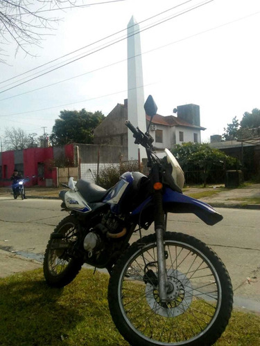 Imagen 2 de 8 de Motomel Skua 150 V6