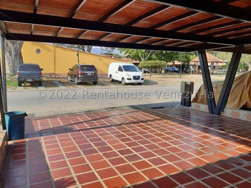 Imagen 19 de 27 de Julio Latouche Rentahouse Carabobo Vende Casa Valle De Oro 22-22117 Jj33