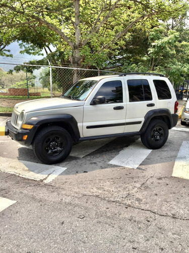 Jeep Cherokee  Sport Liberty