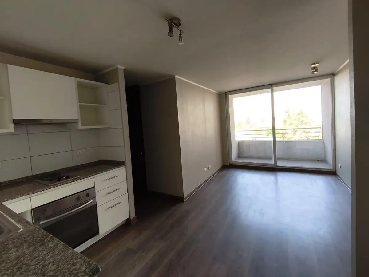 Imagen 2 de 22 de Arriendo Departamento 2hab 1ba San Miguel