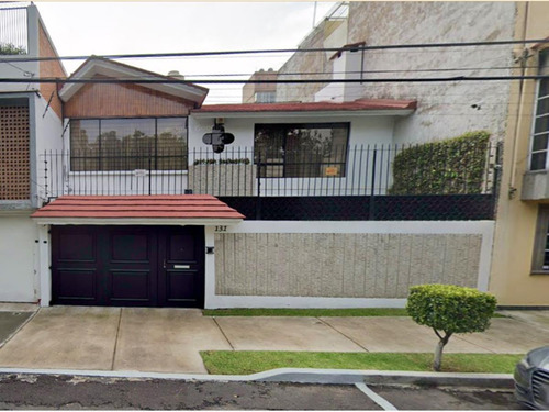 Venta De Casa En La Miguel Hidalgo, Excelente Precio De Remate Bancario