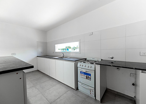 Venta Casa Pilar Del Este - San Ramon A Estrenar Con Pileta Y Jacuzzi